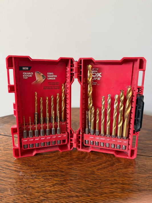 Milwaukee Shockwave Titanium Drill Bit Set with Case – 15 Pieces