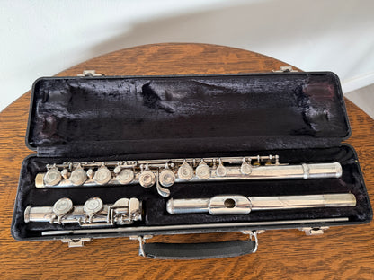 Armstrong 104 Silver-Plated Student Flute with Hard Case