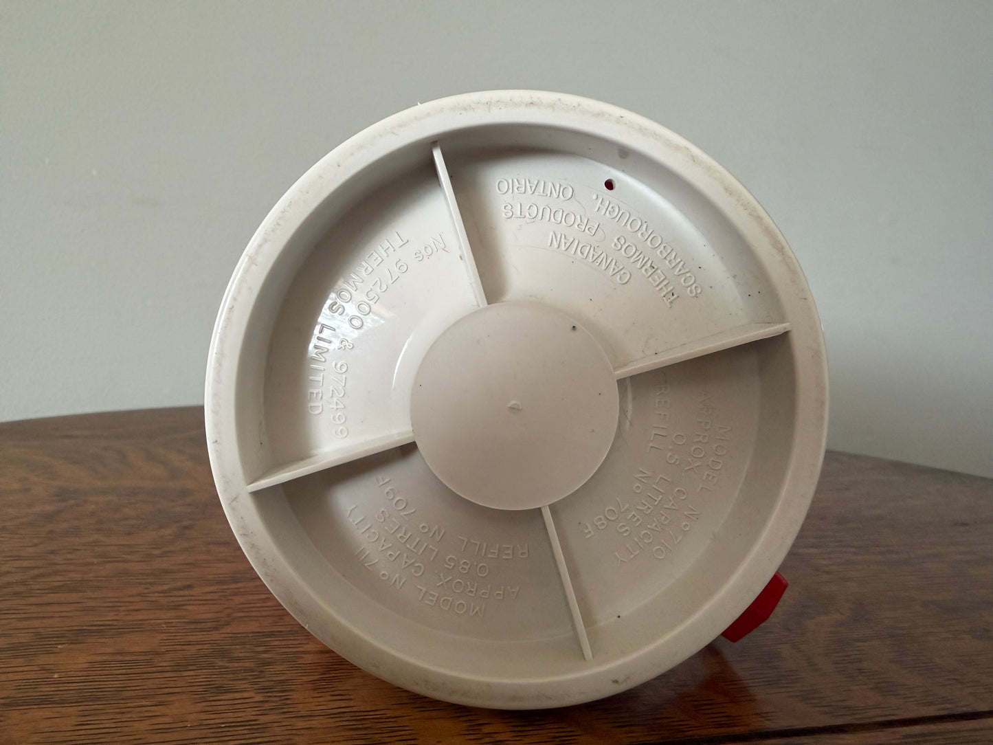 Vintage Thermos Red & White Insulated Food Jar – Model 7711