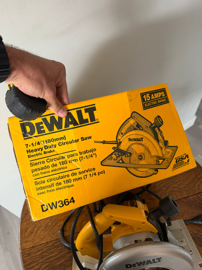 DeWalt DW364 7-1/4” Circular Saw – 15 Amp – Tested & Working