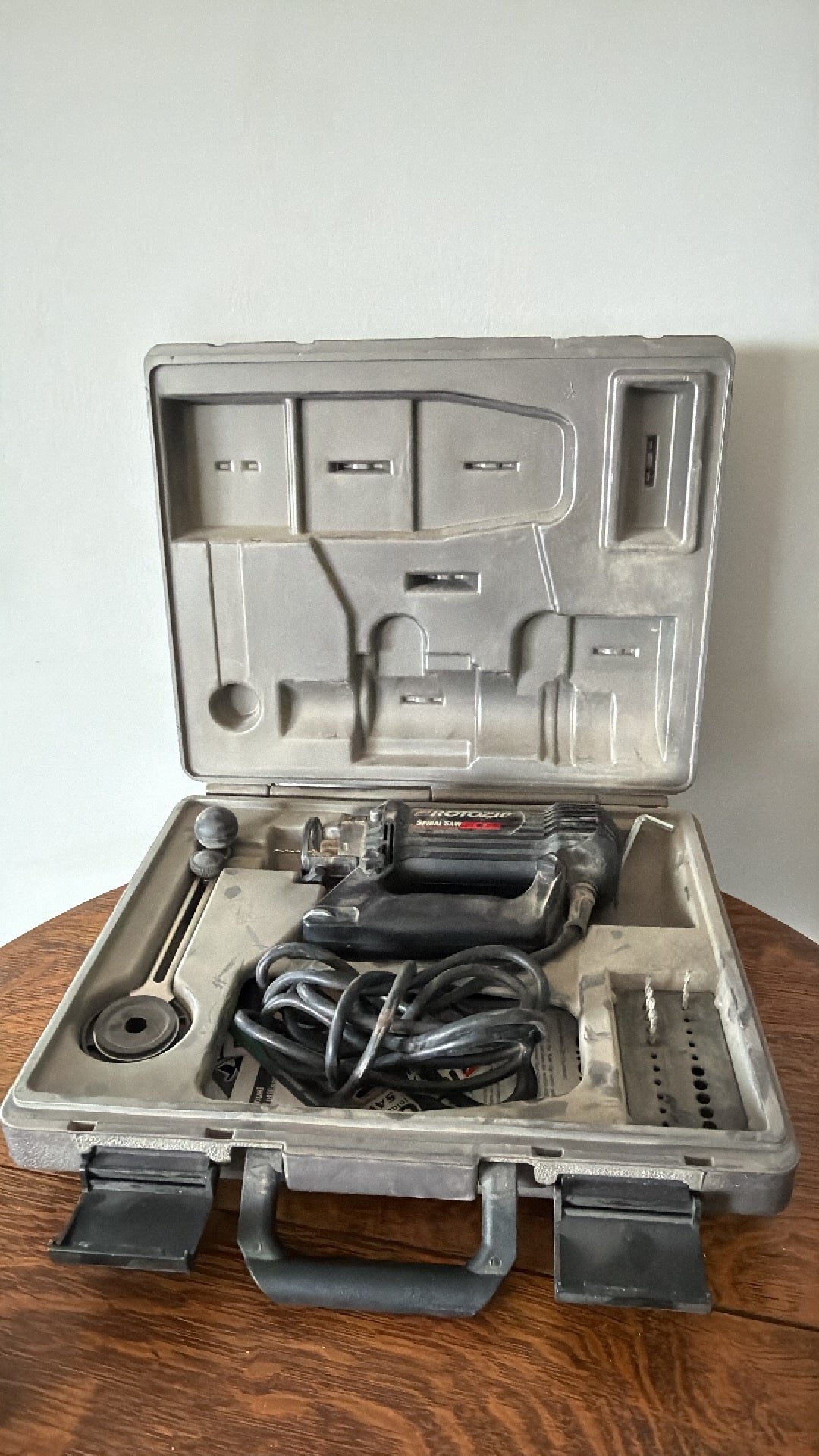 RotoZip SCS01 Spiral Saw Kit with Case & A few Accessories