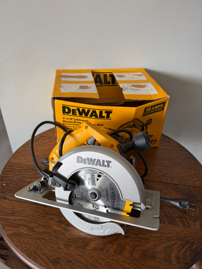 DeWalt DW364 7-1/4” Circular Saw – 15 Amp – Tested & Working